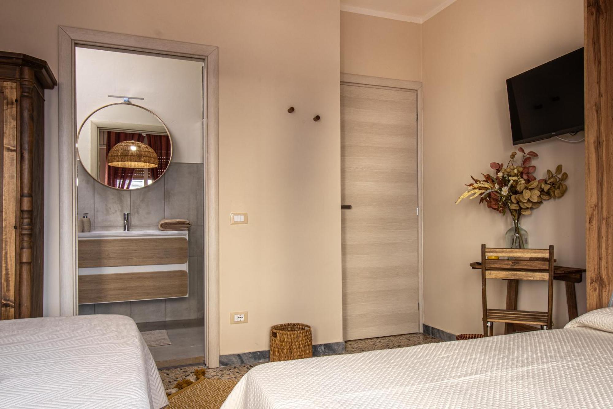 L'Erika In Citta Hotel ลีวอร์โน ภายนอก รูปภาพ